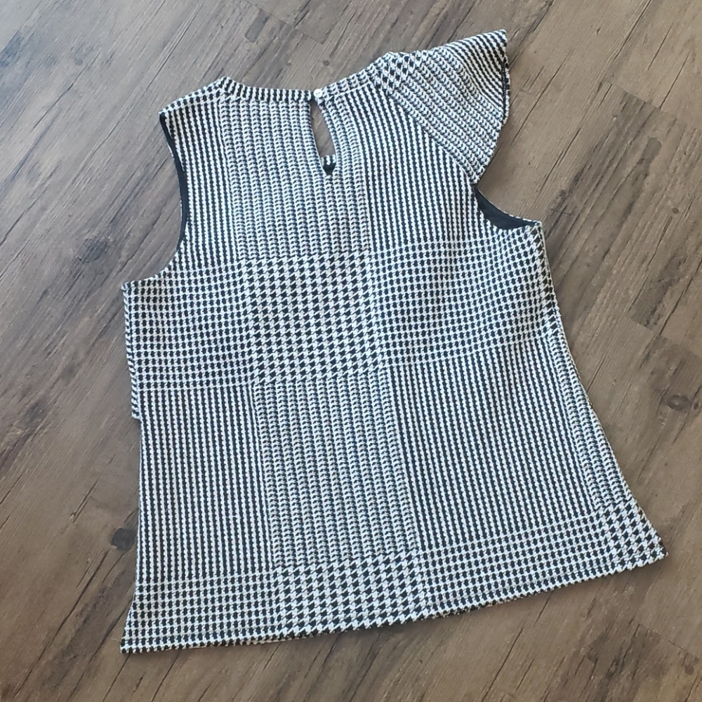 🖤🤍 Dolan Callan Houndstooth Ruffled Top - Picture 6 of 8
